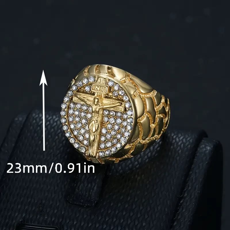 Adorna la Tua Fede: L'Anello Crocifisso con Gemme d'Oro Divino