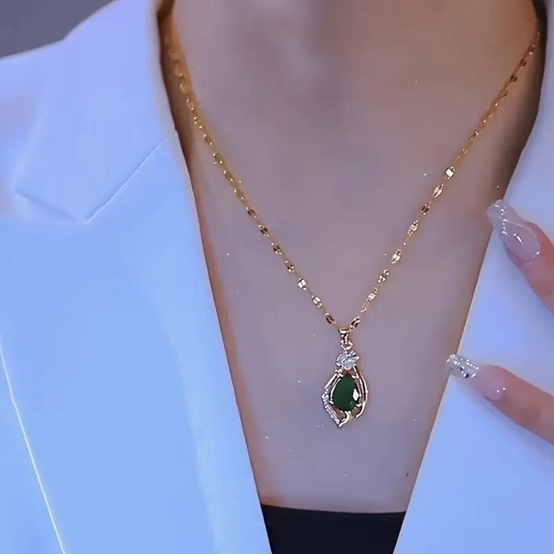 Collana Liana Moretti | Dorata con Pendente a Goccia Verde Smeraldo