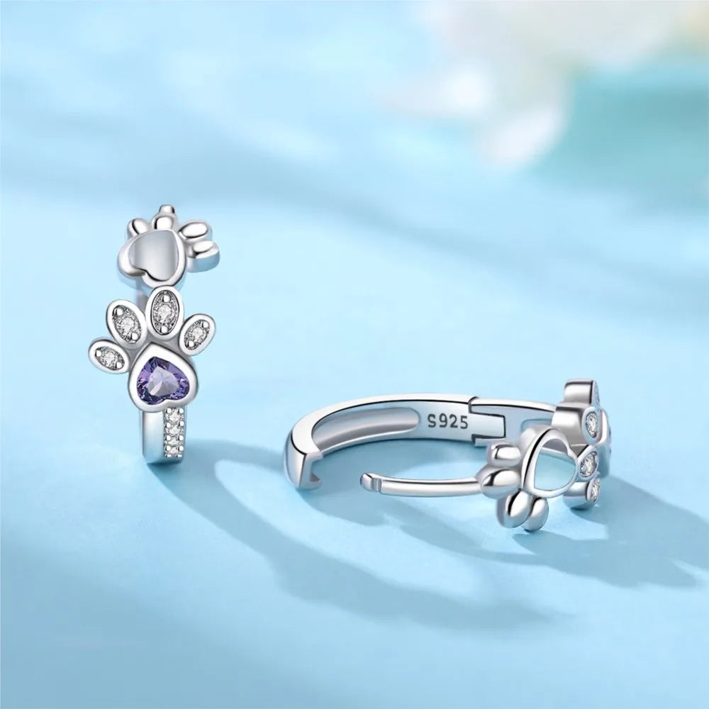 Orecchini Huggie Paw in Argento Sterling 925 – Con Zirconi e Gemma a Cuore