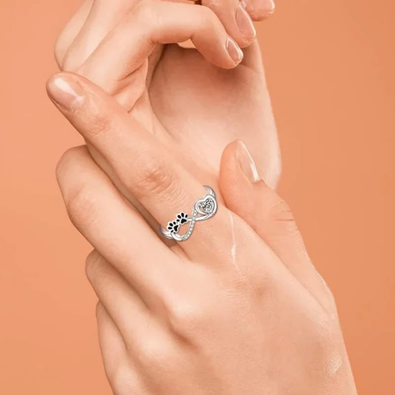 Anello Zampe e Infinito in Argento 925 con Zircone a Cuore