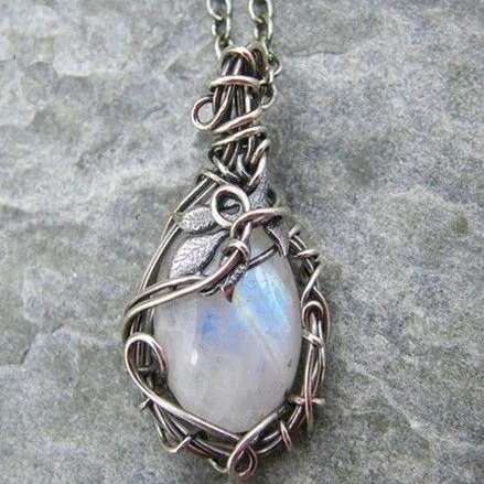 Collana in Argento con Pietra di Luna