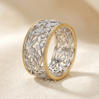 Anello ornato in argento e oro