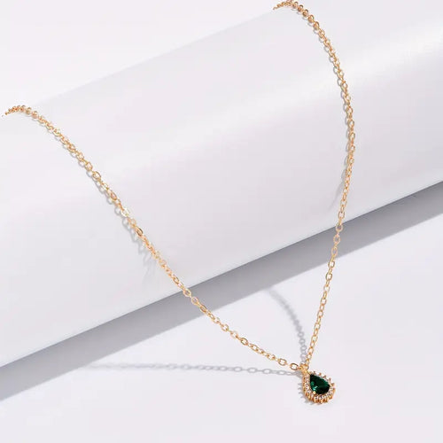 Collana Yvaine Gladorra | Dorata con Goccia Verde Smeraldo