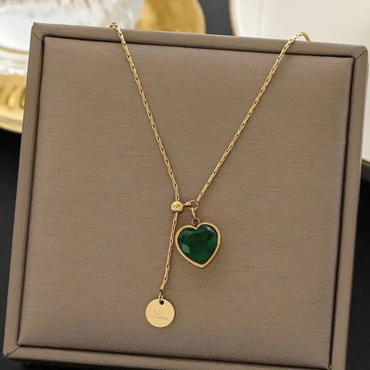 Collana Juliette Veyron | Dorata con Cuore Verde Smeraldo