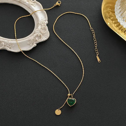 Collana Juliette Veyron | Dorata con Cuore Verde Smeraldo
