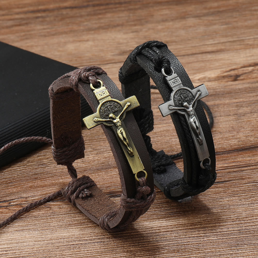 Braccialetto Regolabile in Pelle Marrone o Nera in Stile Classico con Crocifisso