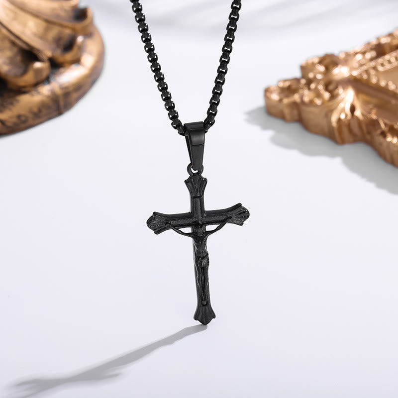 Collana Crocifisso di Gesù Tri - Colore: Una Fusione di Fede e Toni Eleganti