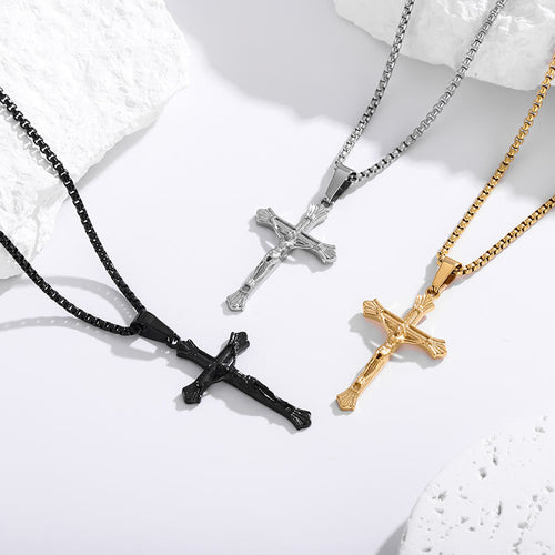 Collana Crocifisso di Gesù Tri - Colore: Una Fusione di Fede e Toni Eleganti