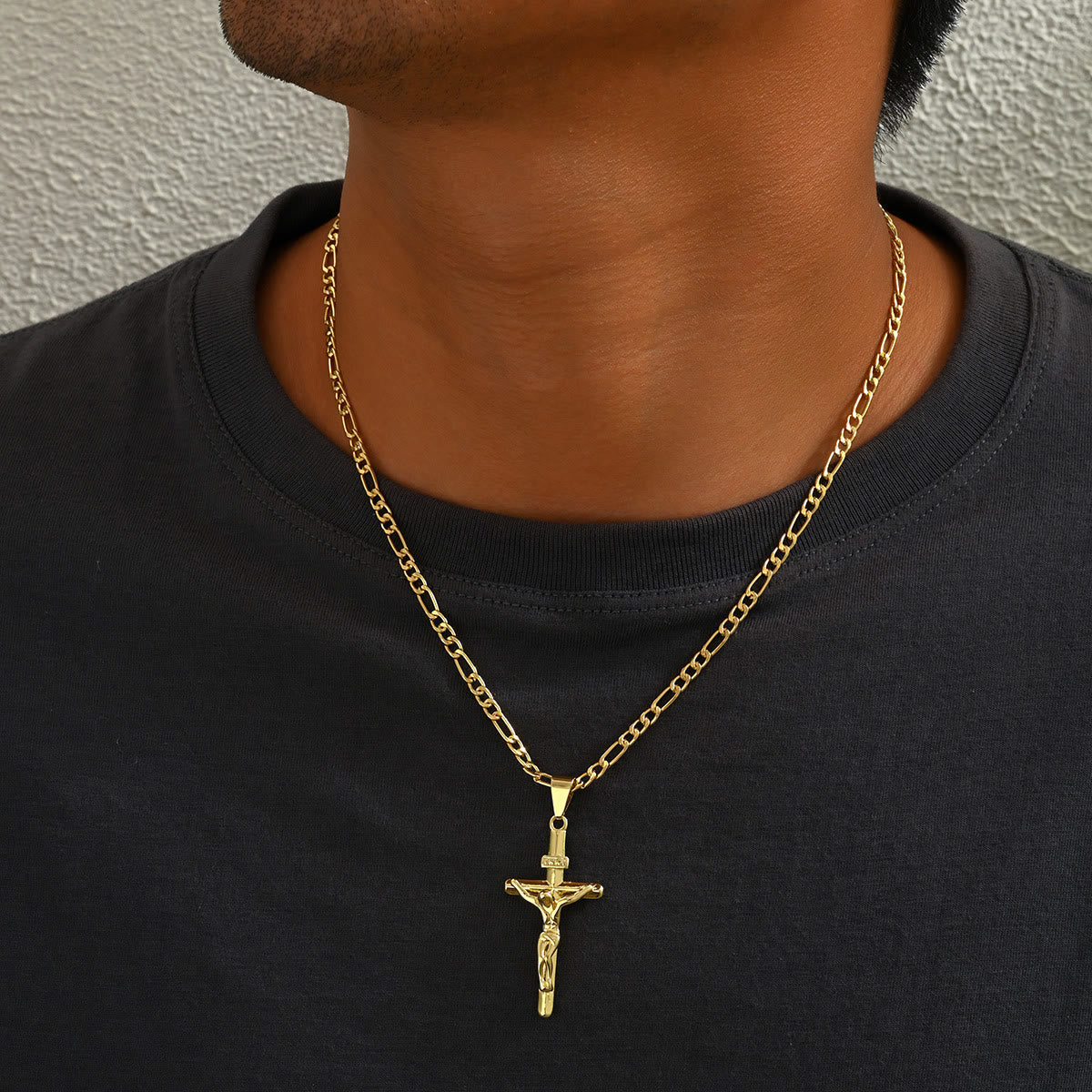 Collana con Crocifisso Sacro in 4 Stili: Design Elegante e Promemoria di Fede per Ogni Giorno