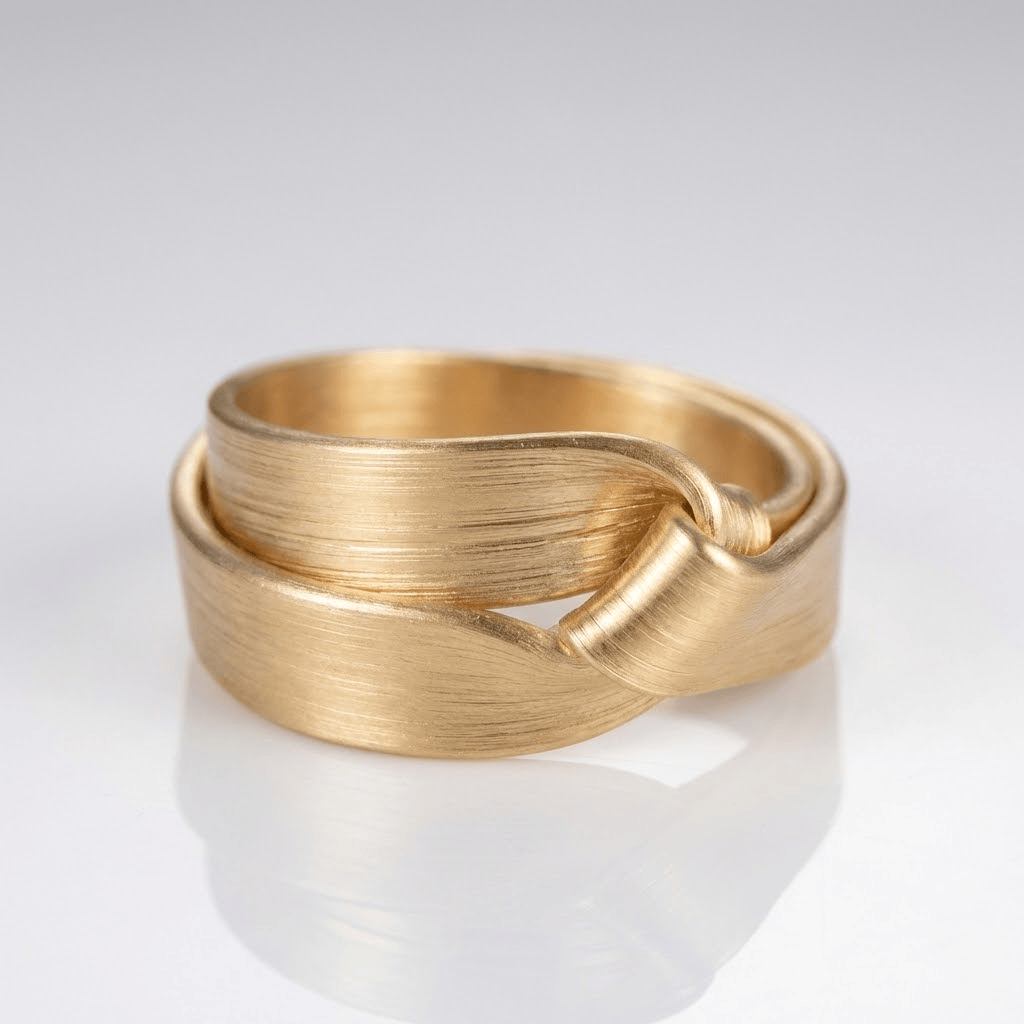 Anello Regolabile Avvolto in Oro
