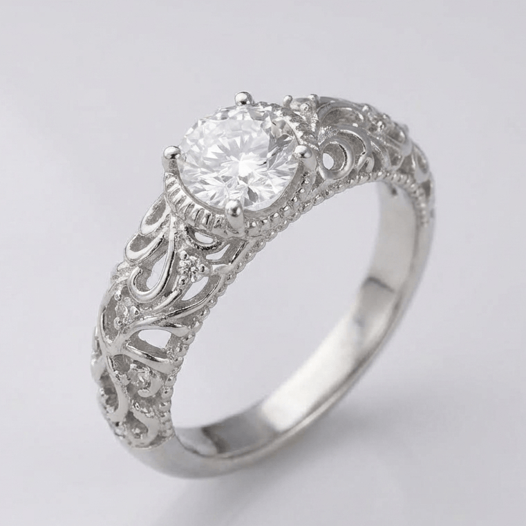 Anello Vintage in Zirconia Argento