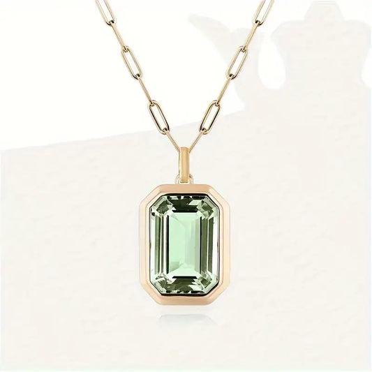 Collana Sarina Elowen | Dorata con Pendente Verde Chiaro