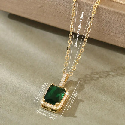 Collana Rettangolare Halo in Oro e Smeraldo