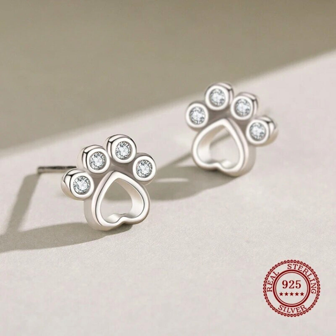 Orecchini a Perno a Forma di Zampa in Argento Sterling – Con Zirconia Scintillante