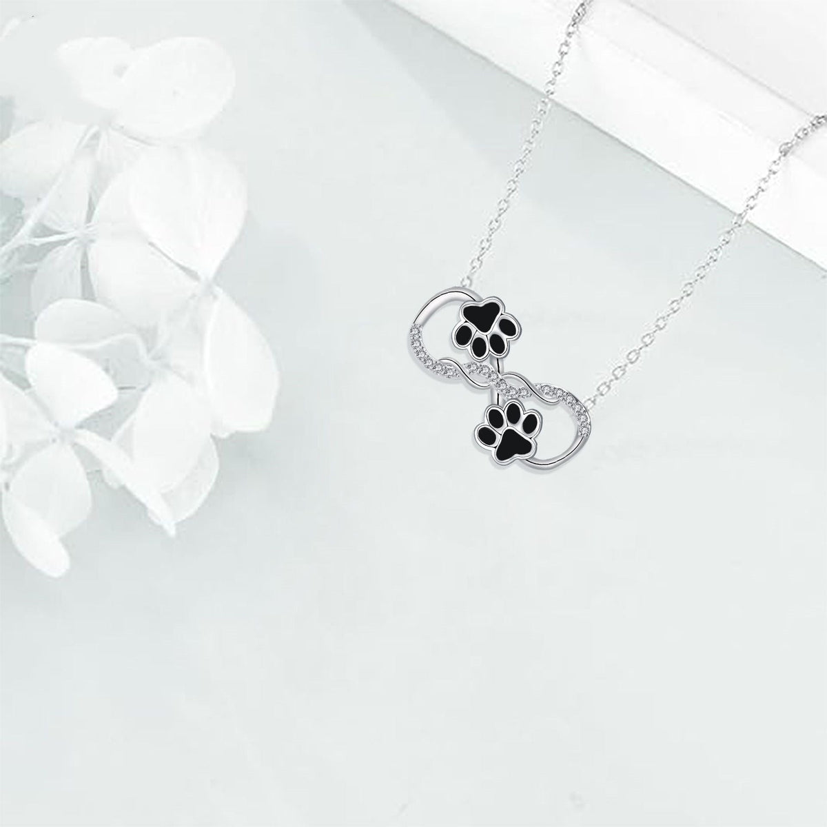 Collana con Pendente Simbolo dell'Infinito con Zirconia