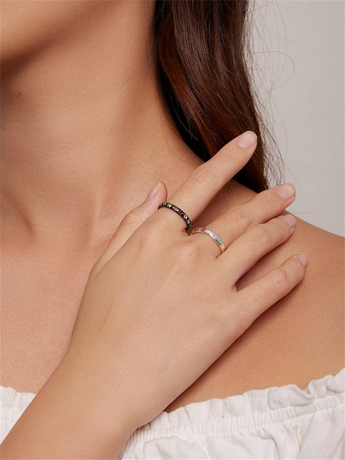 Anello con impronta di zampa smaltata in argento 925 – Sottile e Delicato
