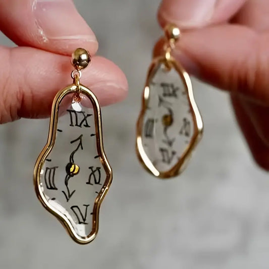 Orecchini Vintage Dorati a Forma di Orologio