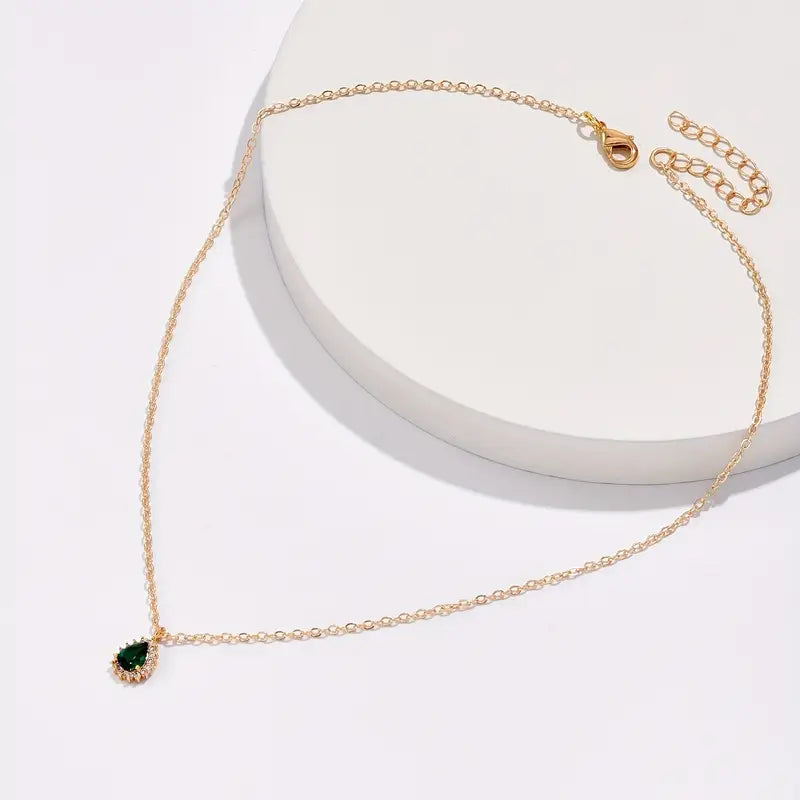 Collana Yvaine Gladorra | Dorata con Goccia Verde Smeraldo