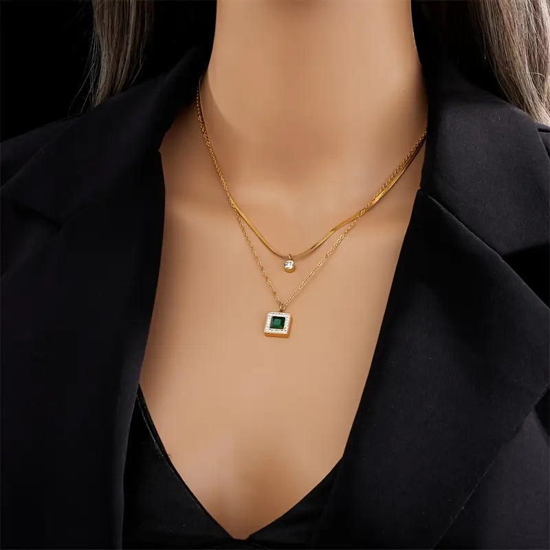 Collana Tirena Valeure | Dorata con Pendente Verde Smeraldo