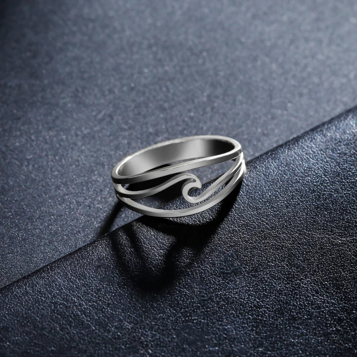Anello “Onda Ocean” in Oro