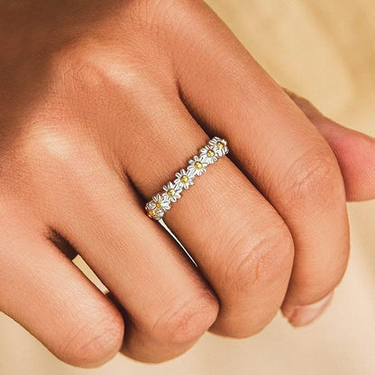 Anello Regolabile in Argento con Margherita Smaltata a Mano