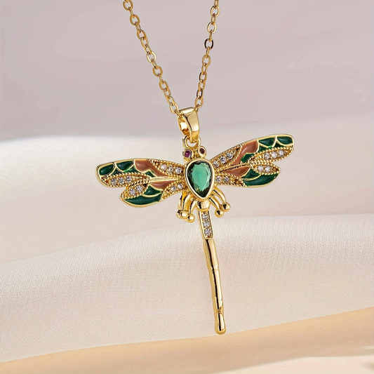 Collana Libellula Color Oro – Simbolo di Trasformazione