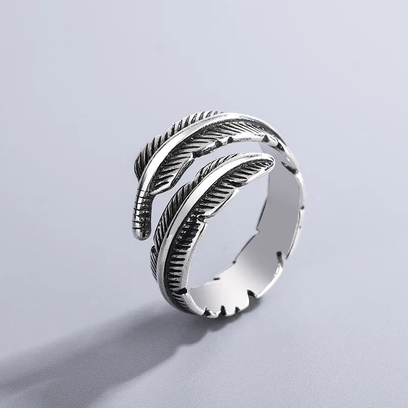 Anello Piuma d'Angelo Regolabile in Argento 925 – In Ricordo