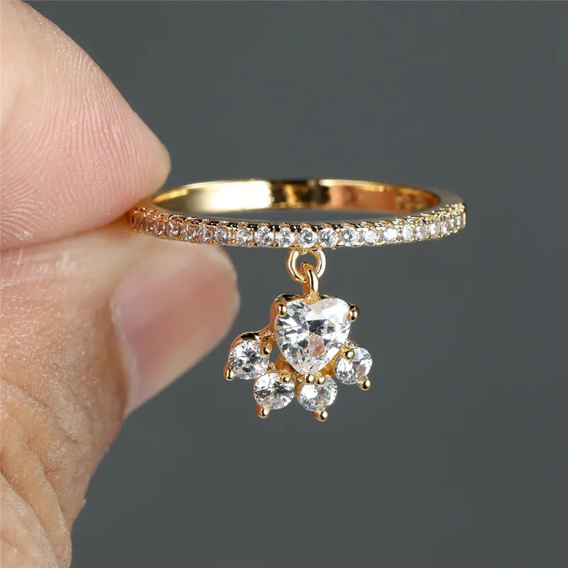 Anello Vintage con Zampa di Gatto e Pietra a Cuore – Tonalità Oro e Argento