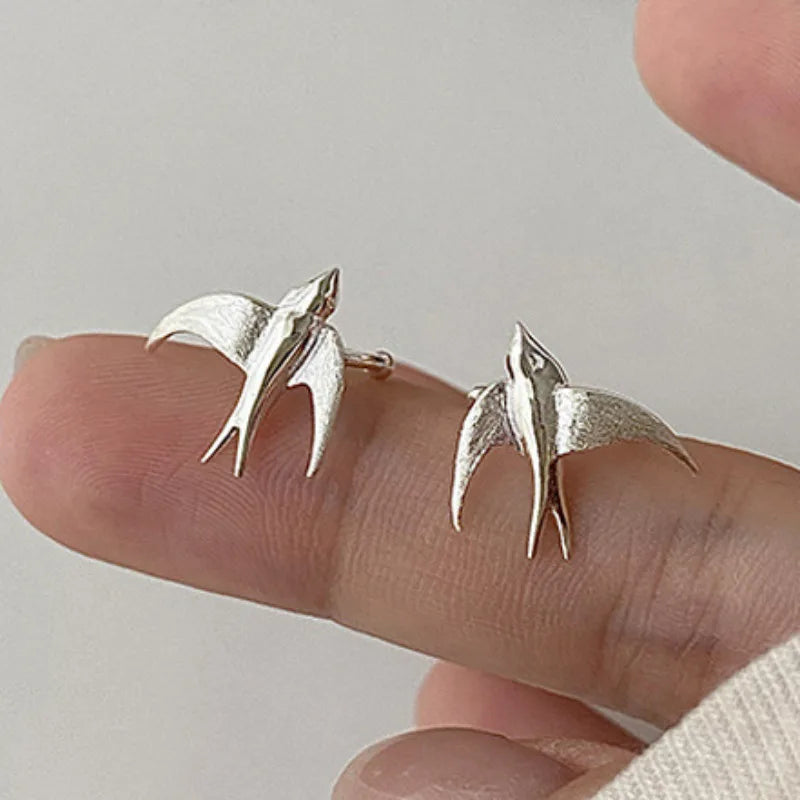 Bellissimi Orecchini Clip-On a Forma di Rondine in Argento