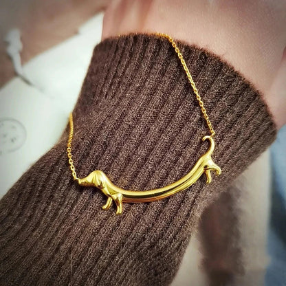 Collana Bassotto Placcata Oro – Ciondolo Allungato