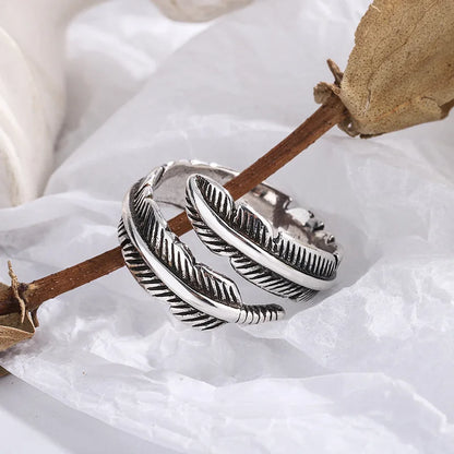 Anello Piuma d'Angelo Regolabile in Argento 925 – In Ricordo