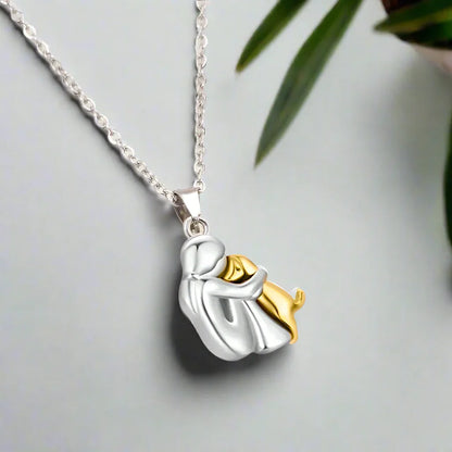 Collana Abbraccio con Ciondolo Cane – Un Legame per Sempre