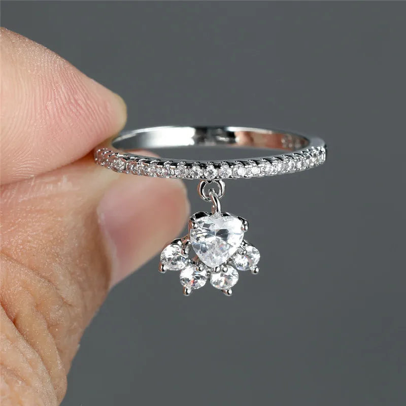 Anello Vintage con Zampa di Gatto e Pietra a Cuore – Tonalità Oro e Argento