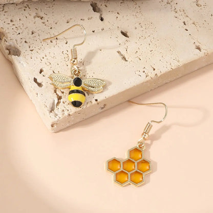 Orecchini Pendenti Nido d’Api e Ape – Color Oro