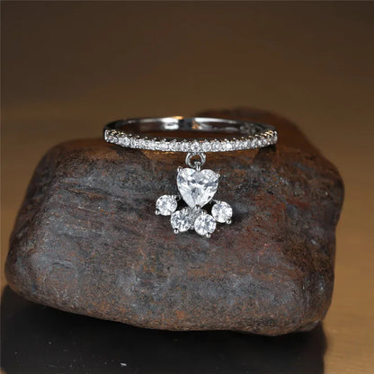 Anello Vintage con Zampa di Gatto e Pietra a Cuore – Tonalità Oro e Argento