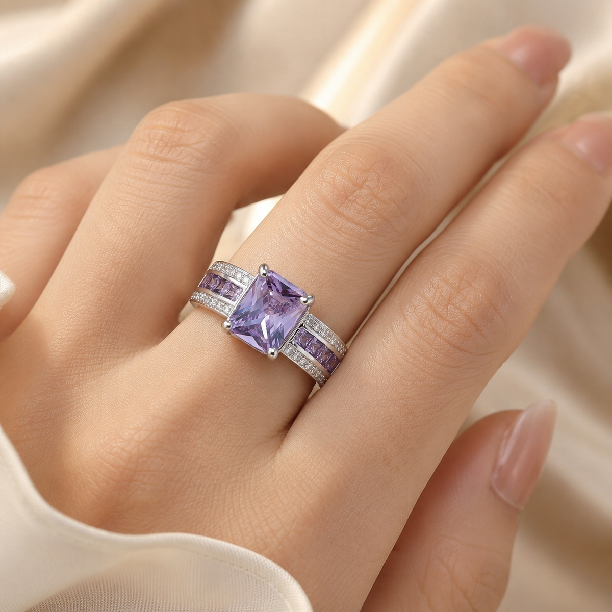 Anello Canale in Argento e Ametista