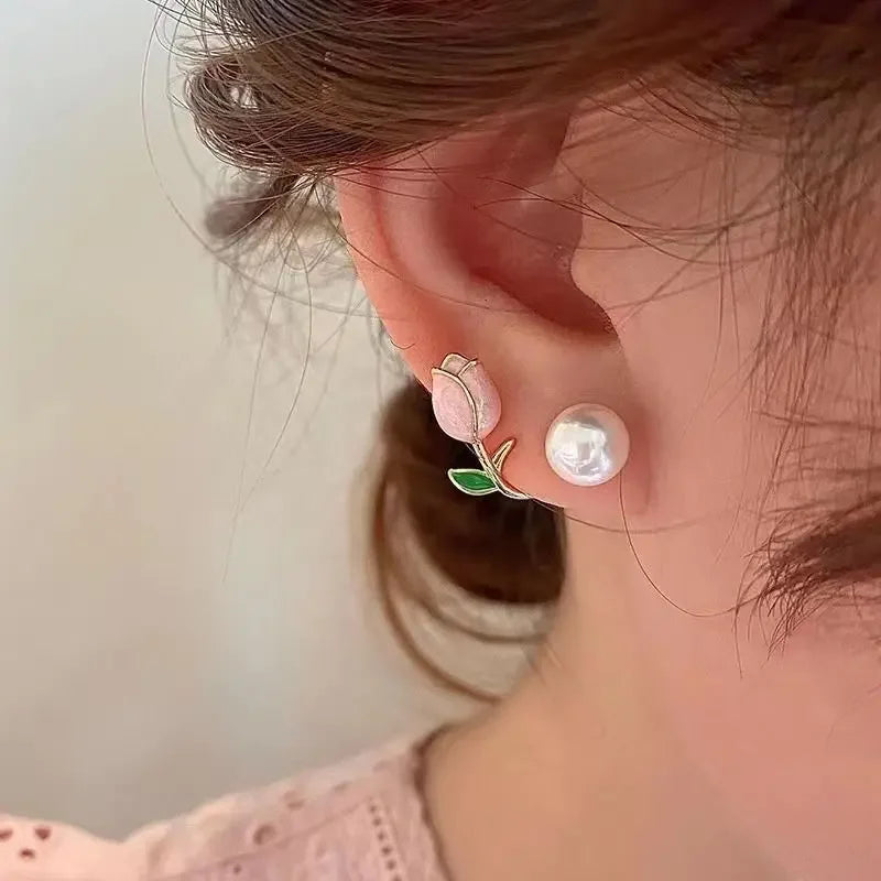 Set di Collana e Orecchini “Giardino di Tulipani Rosa”