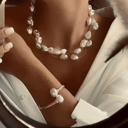 Set di Collana e Bracciale con Perle Luminose