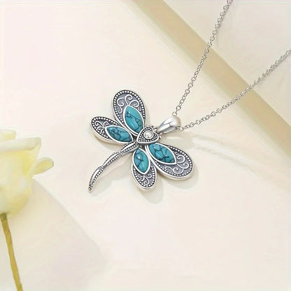 Collana Libellula Color Argento – Simbolo di Trasformazione