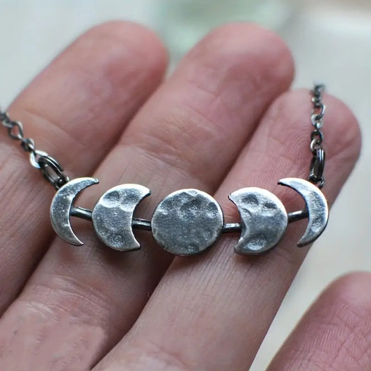 Collana Vintage in Argento a Forma di Luna