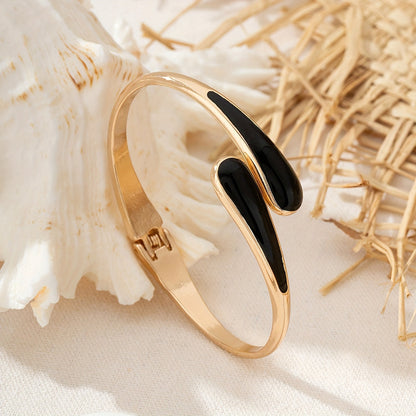 Bracciale Elegante in Smalto e Oro