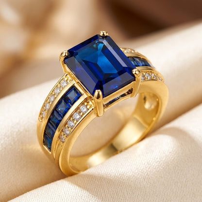 Anello Quadrato in Zaffiro Oro