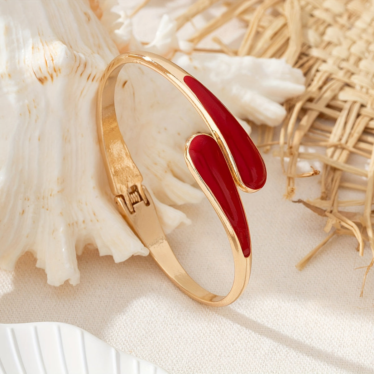 Bracciale Elegante in Smalto e Oro