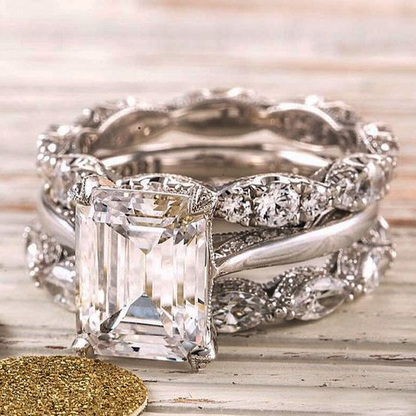Anello Vintage in Argento Luminoso
