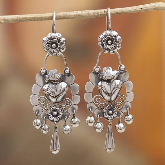 Orecchini Pendenti a Cuore e Fiore in Argento