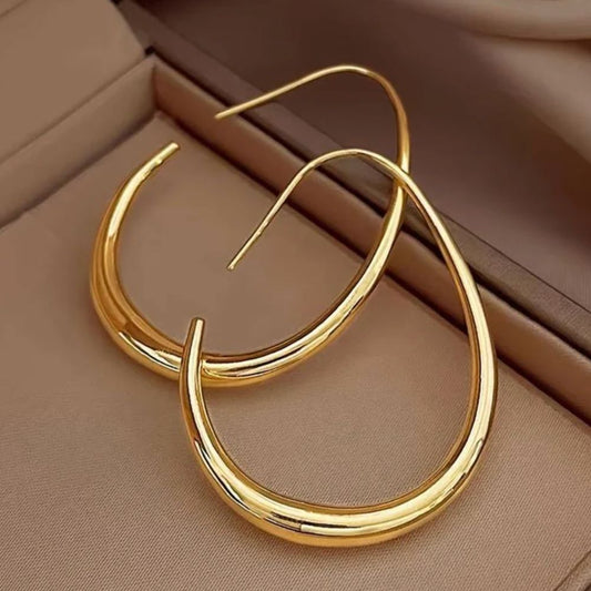 Orecchini a Cerchio Ovali Stile Antico – Color Oro