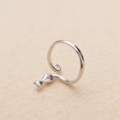 Anello Gatto con Coda in Acciaio Inossidabile – Design Minimal